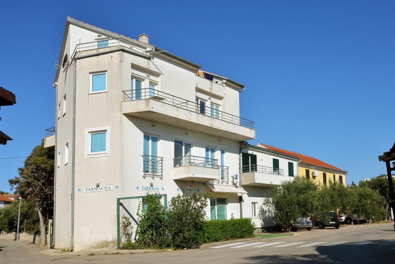 Apartman Mana, 穆泰尔岛 外观 照片